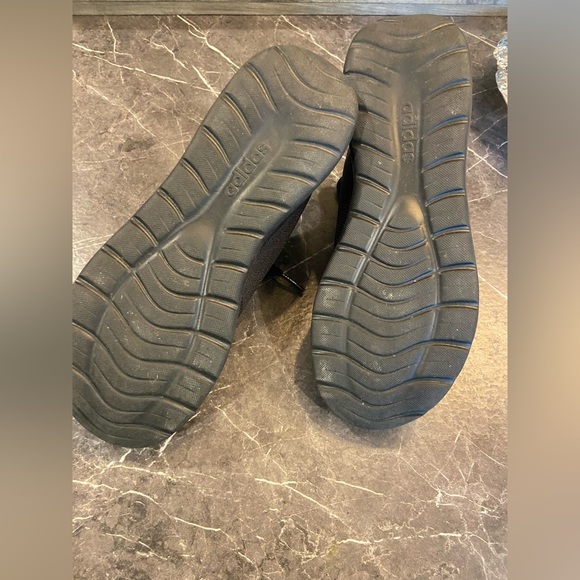 Adidas cloudfoam , black , women’s size 7.5 - Picture 6 of 8